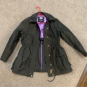 Coat, water resistant